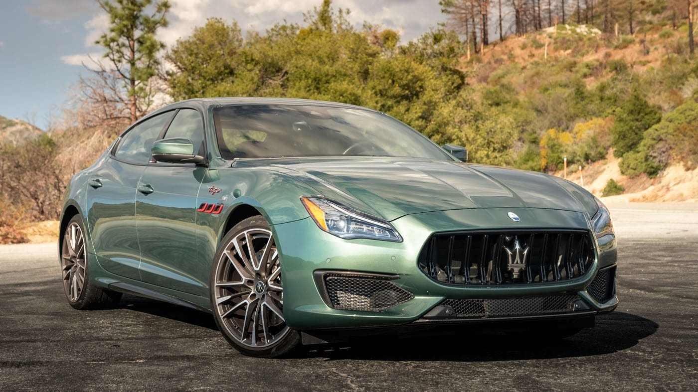 10 Best Luxury Cars in the World – Maserati Quattroporte Trofeo with a Ferrari-built V8, GranLusso & GranSport trims, and Italian elegance.