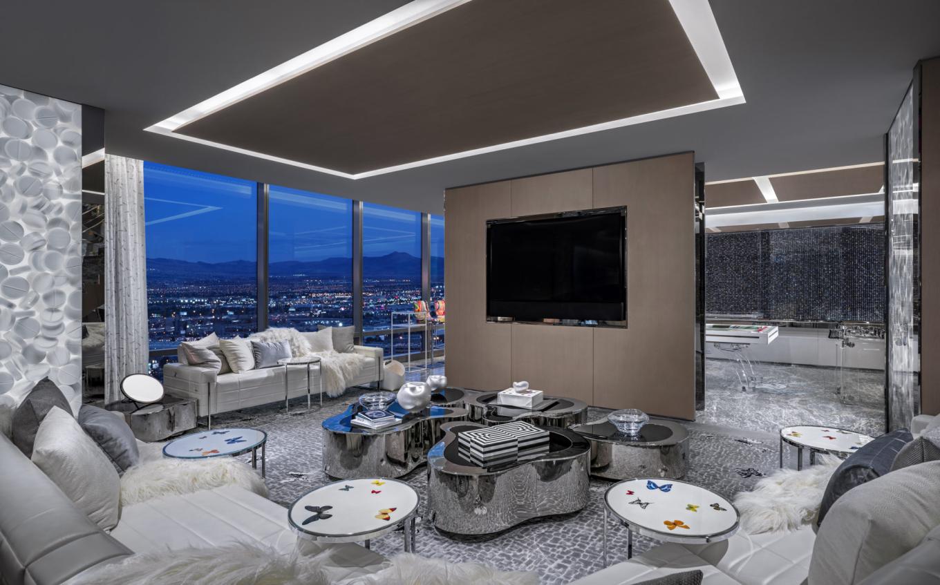 10 Most Expensive Hotels in the World – The Empathy Suite, The Palms, Las Vegas – Lavish Penthouse with VIP Butler & Custom Art by Damien Hirst