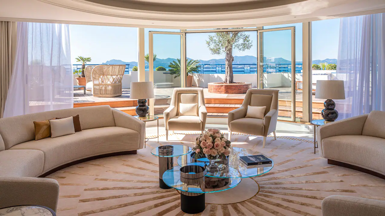10 Most Expensive Hotels in the World – The Penthouse Suite, Hôtel Martinez, Cannes – Private Terrace with Stunning Sea Views & Michelin-Star Dining