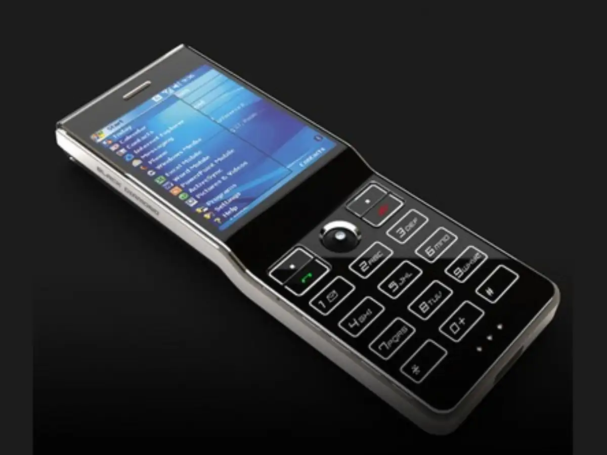 Black Diamond VIPN Smartphone in the 10 most expensive phones in the world, minimalistic with titanium and black diamonds.