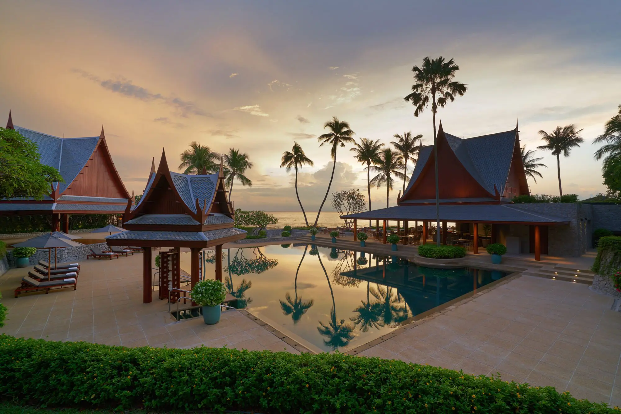 Chiva-Som wellness pool in Thailand, included in the 10 Most Expensive Health and Wellness Retreats globally.