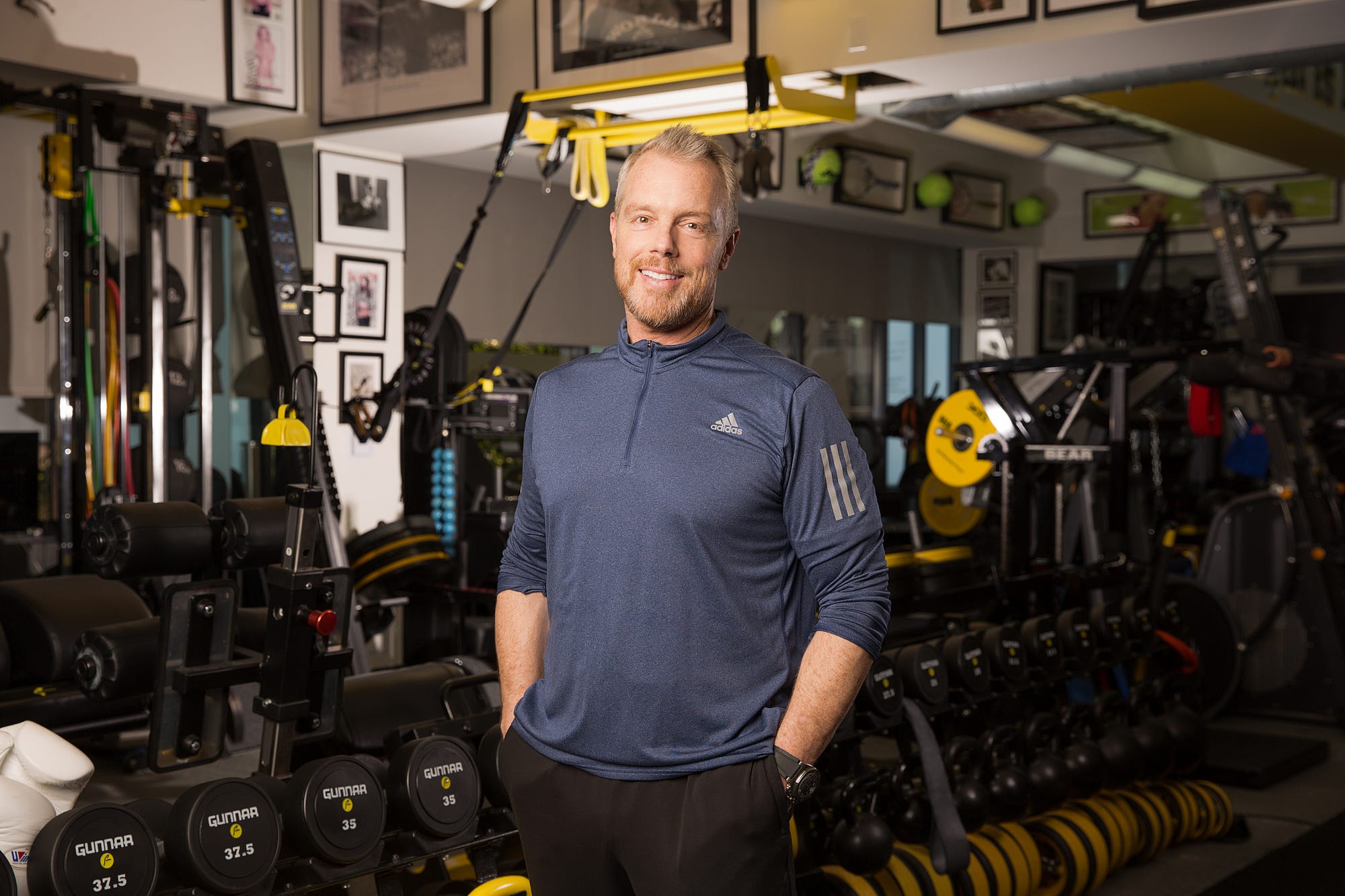 Gunnar Peterson in Hollywood gym – 10 Most Expensive Personal Trainers trusted by A-list celebrities.