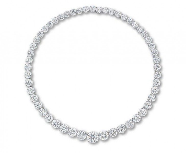 Christie’s Diamond Necklace ranked in the 10 Most Expensive Jewelry in the world with over 100 carats of diamonds.
