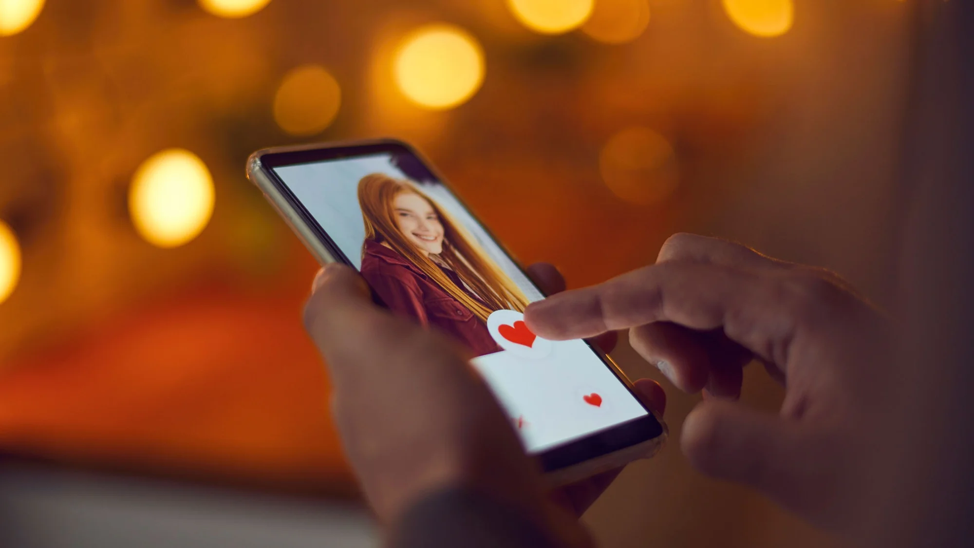 10 Best Online Dating Apps in the World interface showcasing swipe feature for singles seeking love or connections.