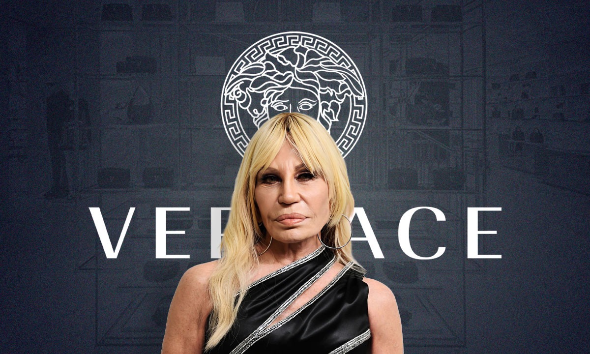 10 Top Fashion Designers in the World: Versace’s bold, glamorous, and opulent collections.