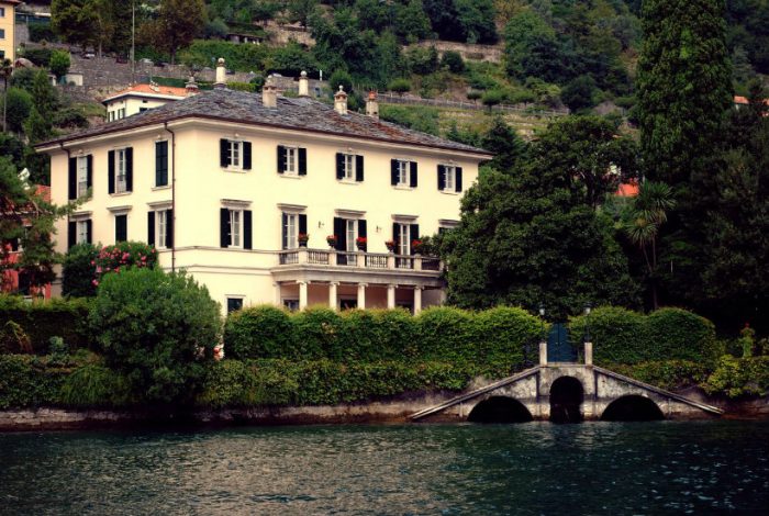 George Clooney’s Lake Como villa from the 10 Most Famous Celebrity Homes, featuring private docks and European elegance.