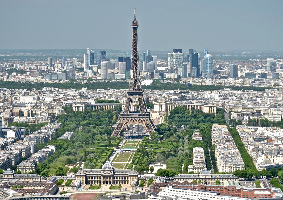 10 Top Real Estate Markets in the World: Paris, France elite real estate market trends.
