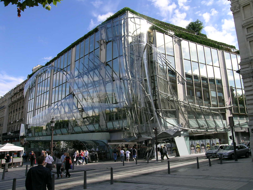 Publicis Groupe global headquarters symbolizing creative dominance in the 10 Top Marketing Agencies in the World.