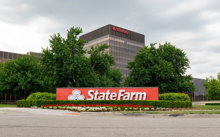 10 Best Auto Insurance Companies – State Farm featured in the affordable car insurance and wide coverage in North America.