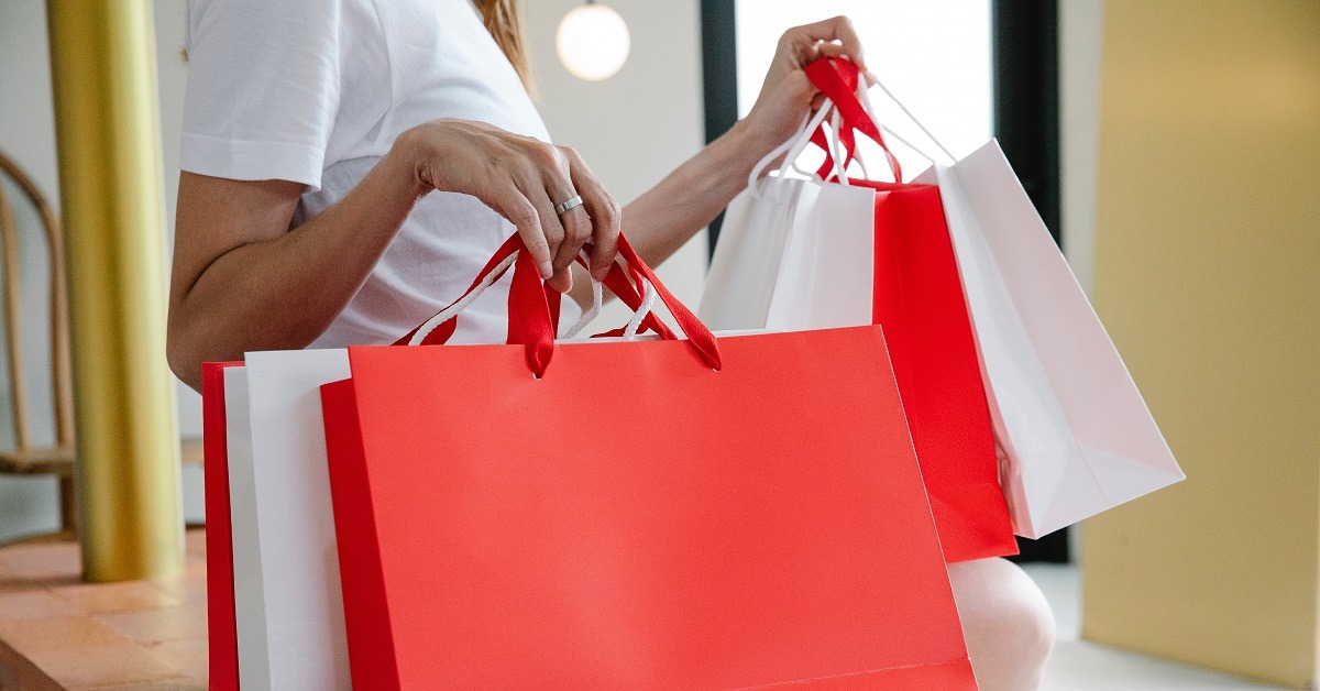 Showcasing the 10 Most Popular Online Shopping Sites globally with top e-commerce platforms ranked for 2025.