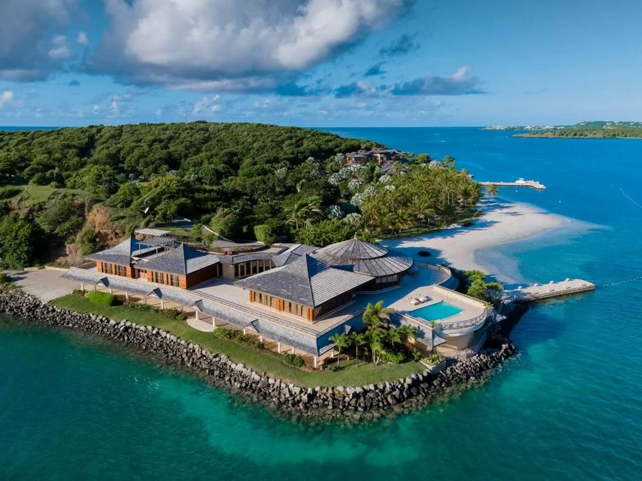 Calivigny Island Grenada – ultra-luxury resort and one of the 10 Most Famous Private Islands in the World with expensive rentals.