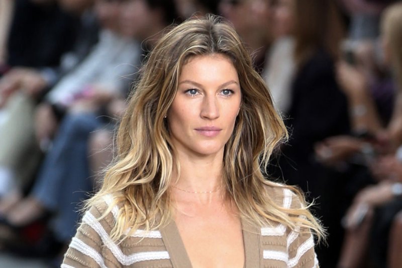 Gisele Bündchen - One of the 10 Most Famous Supermodels in the World known for Victoria’s Secret and global fashion campaigns.