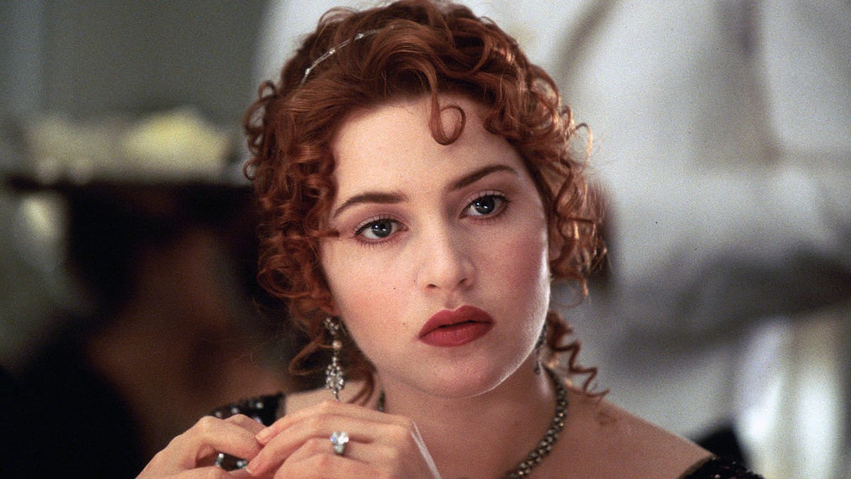 Kate Winslet on the 10 Most Famous Actresses in the World list, iconic for Titanic and dramatic film excellence.