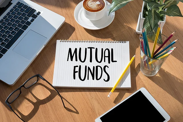 Portfolio diversification visual for Mutual Funds featured in the 10 Most Popular Investment Options list.