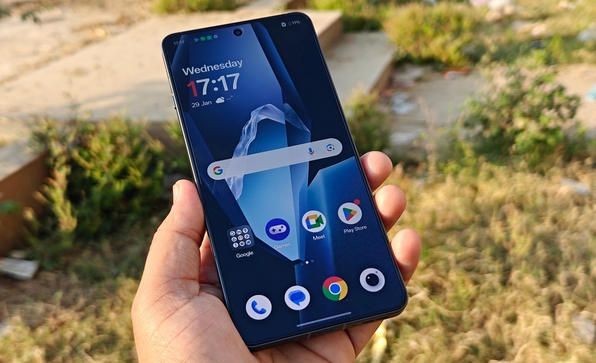 OnePlus device showcasing flagship performance in the 10 Most Popular Smartphone Brands globally.