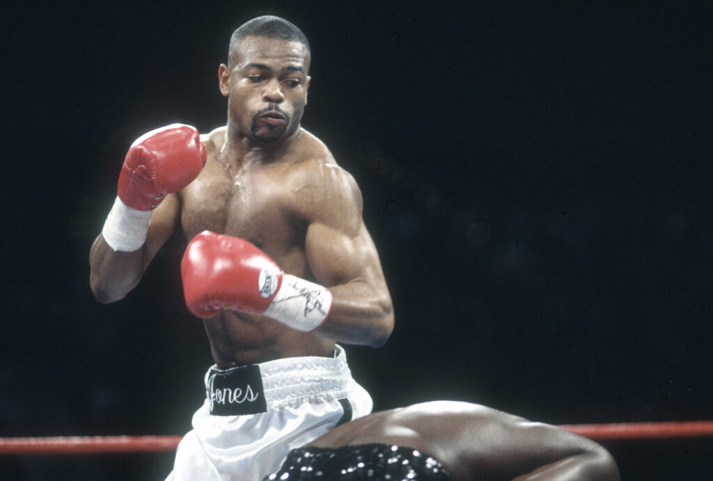 Roy Jones Jr. posing in the ring, included in the 10 Most Famous Boxers in the World for his speed and multiple titles.