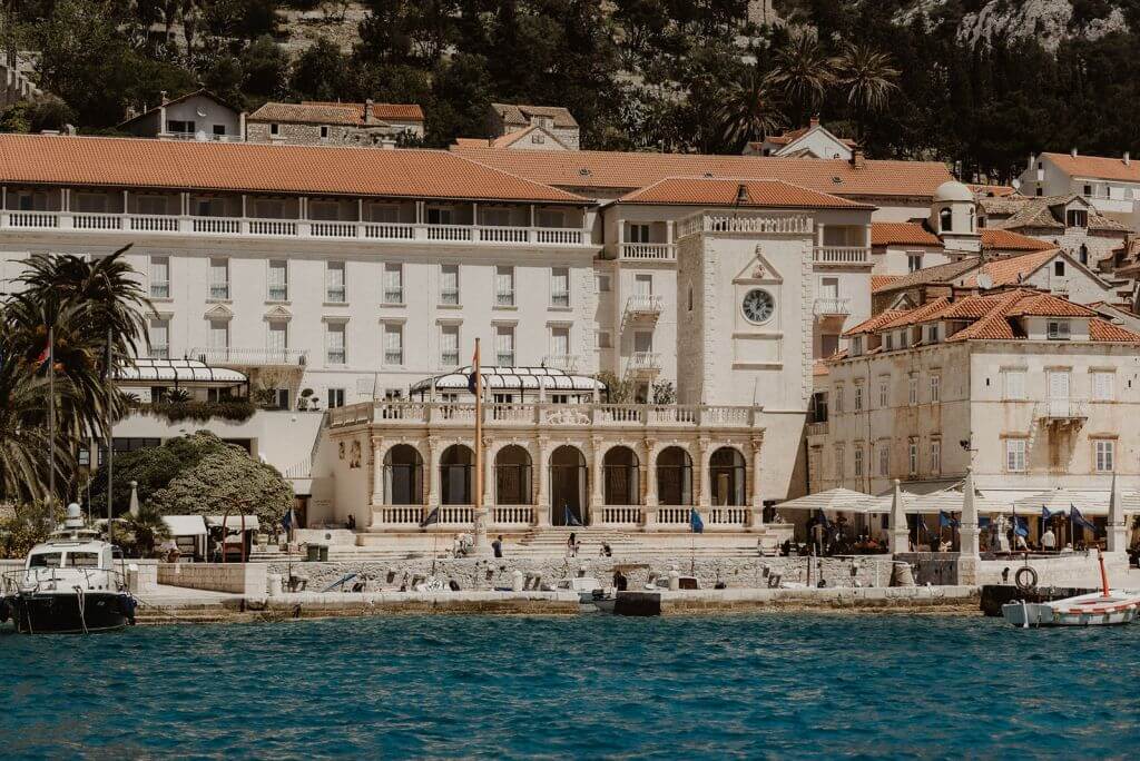 Palace heritage hotel courtyard from the Ultimate Luxury Hotels Buying Guide for cultural and historic travel stays.