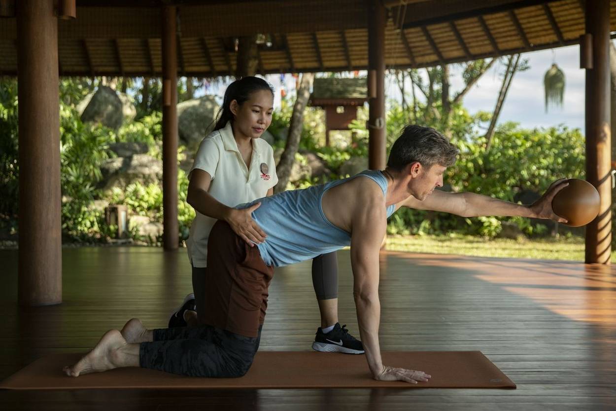 Medical and holistic healing programs highlighted in the Best Luxury Wellness Retreats Buying Guide for full-spectrum wellness.