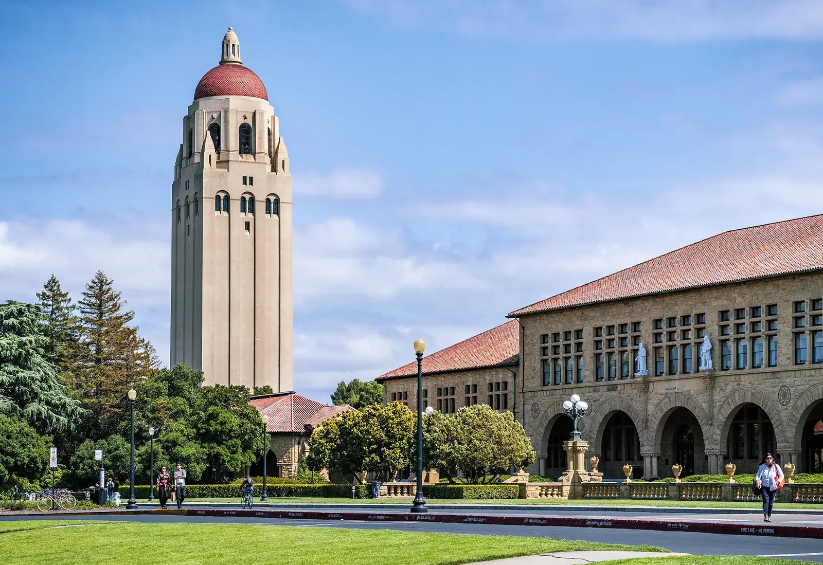World's Best Universities Buying Guide – Dive into Stanford’s tech-driven programs, Silicon Valley ties, and student success