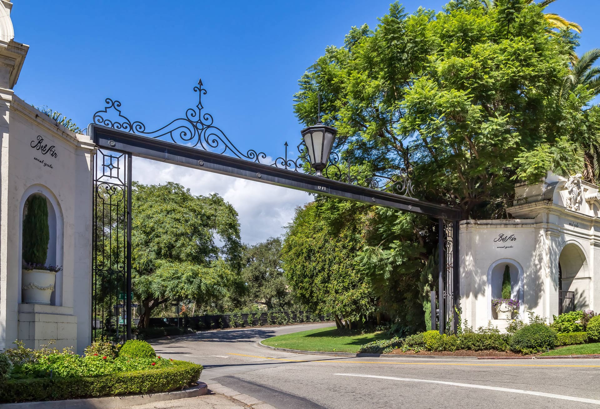 10 Best Real Estate in the World – Bel-Air, Los Angeles: Extravagant estates in LA’s Platinum Triangle, home to celebrities and billionaires seeking privacy