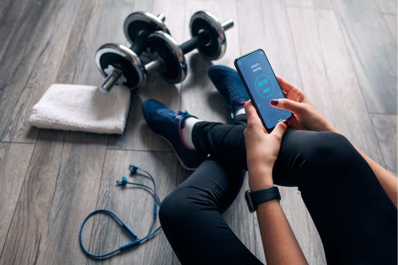 10 Most Popular Fitness Apps in the World for personalized workouts, tracking progress, and achieving health and fitness goals.
