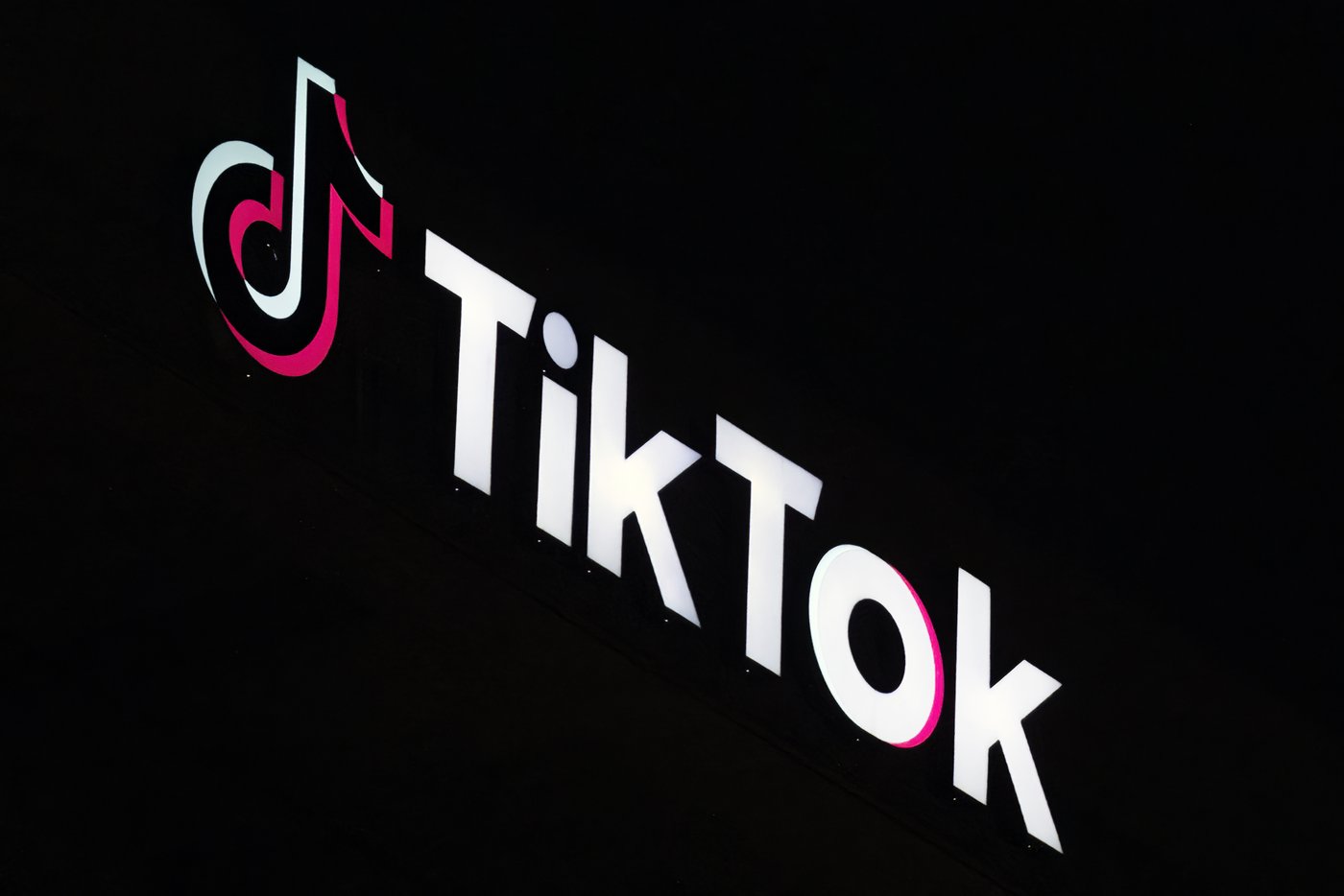 10 Top Brands in the World: TikTok (Douyin) reshapes social media with short-form videos, AI-driven engagement, and viral trends